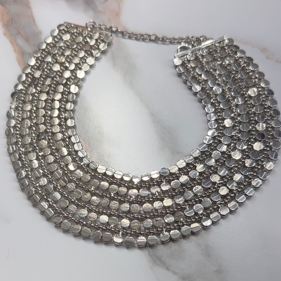 Chic Silver Beaded Necklace - Picture 2 of 2